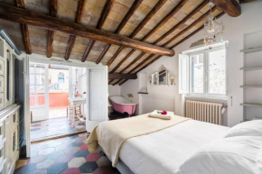 Scala Lovely Terrace Apartment